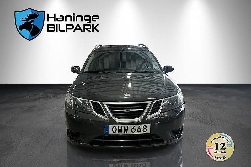 Begagnad Saab 9-3 Vector 175 HK (128 kW) 2010 Grå Kombi