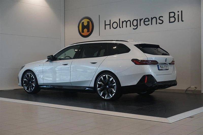 Begagnad BMW i5 M Sport 442 kW (601 HK) 2024 Vit Sedan