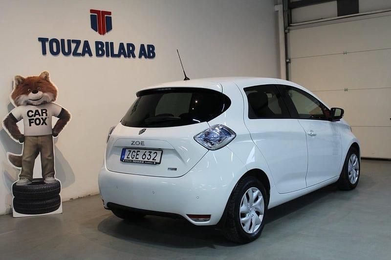 Begagnad Renault Zoe 80 kW (109 HK) 2019 Vit Halvkombi