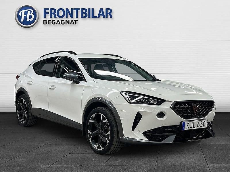 Vit Begagnad 2023 Cupra Formentor SUV | 289 900 kr (Marknadspris) - Bild 1/3