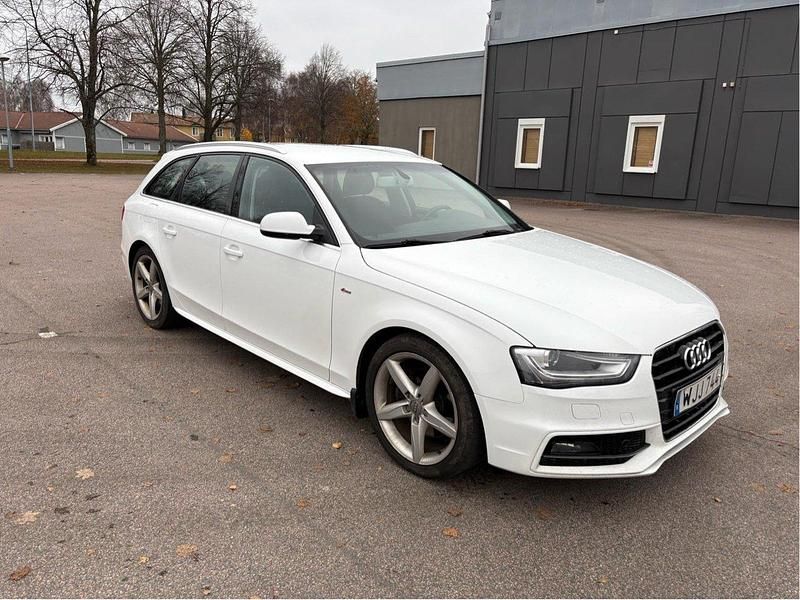 Vit Begagnad 2015 Audi A4 Sport Kombi | 105 000 kr (Bra pris) - Bild 1/4