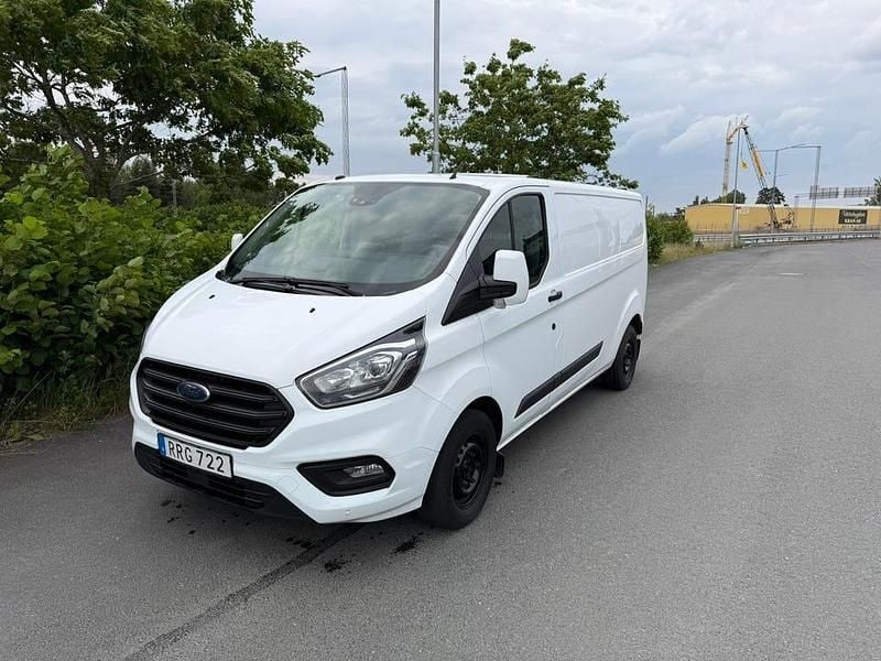 Begagnad Ford Transit Custom 130 HK (95 kW) 2018