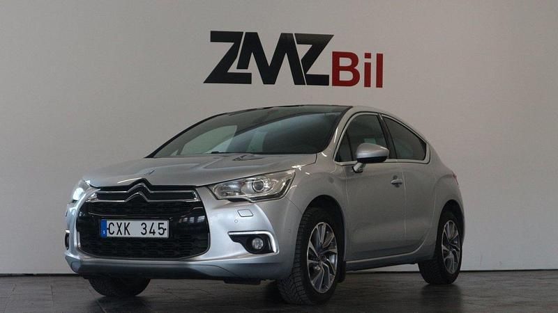 Silver Begagnad 2011 Citroën DS4 Halvkombi | 84 900 kr - Bild 1/4