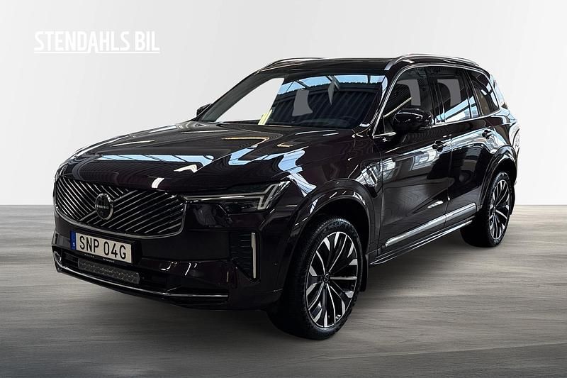 Begagnad Volvo XC90 455 HK (334 kW) 2025 Röd SUV