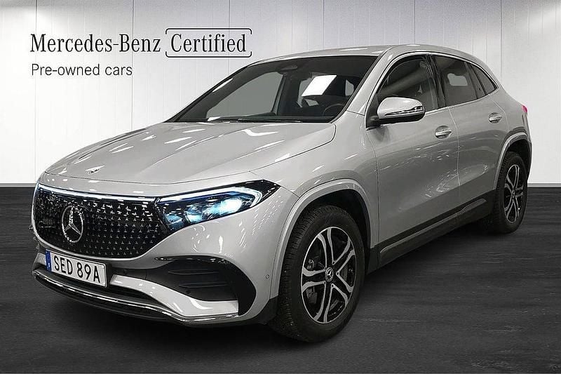 Silver Begagnad 2024 Mercedes EQA250+ AMG SUV | 469 000 kr (Marknadspris) - Bild 1/4