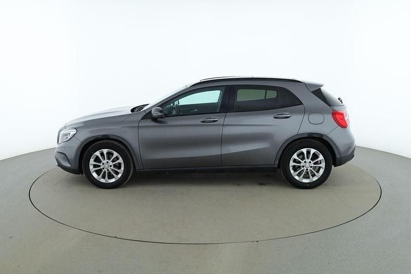 Begagnad Mercedes GLA200 Urban 137 HK (100 kW) 2016 Grå SUV