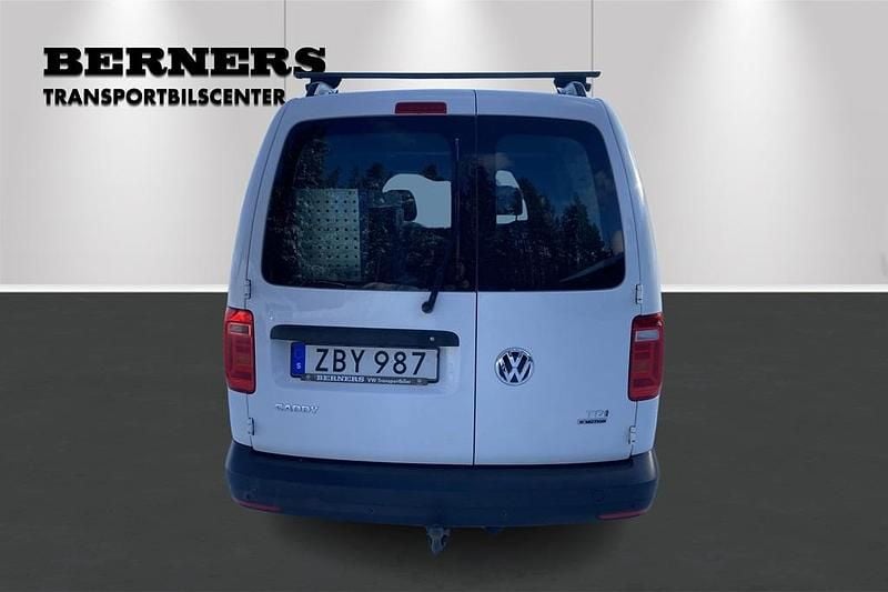 Begagnad VW Caddy Maxi 150 HK (110 kW) 2018 Vit Minibuss