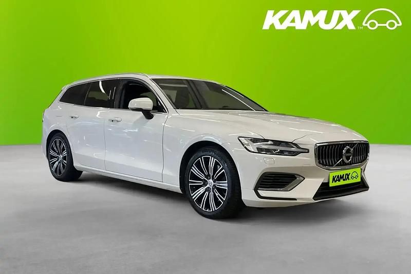 Vit Begagnad 2021 Volvo V60 Kombi | 219 800 kr (Bra pris) - Bild 1/4