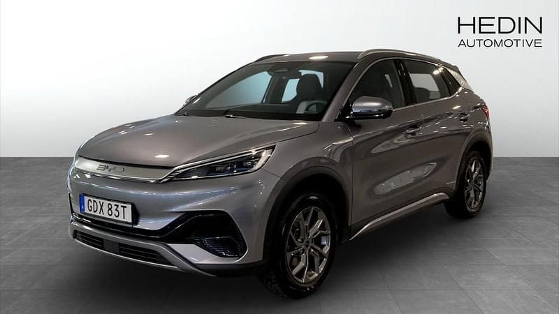 Grå (grey) Begagnad 2023 BYD Atto 3 Design SUV | 309 900 kr (Marknadspris) - Bild 1/4