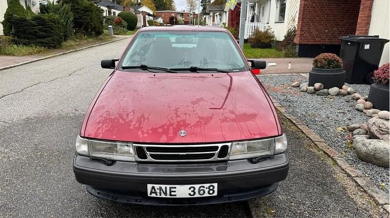Begagnad 1995 Saab 9000 Sedan | 30 000 kr - Bild 1/4