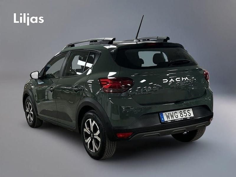 Begagnad Dacia Sandero Stepway 91 HK (66 kW) 2023 Grå SUV