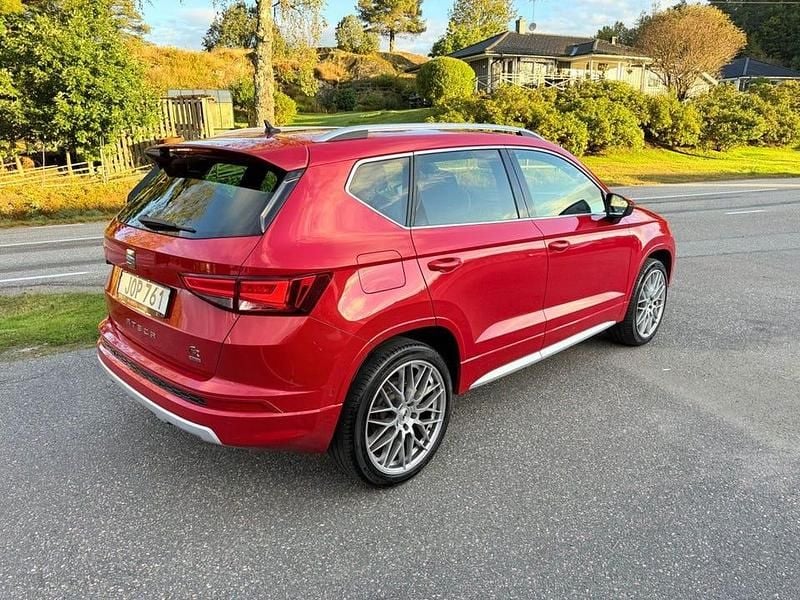 Begagnad Seat Ateca 4Drive 190 HK (139 kW) 2018 Röd SUV