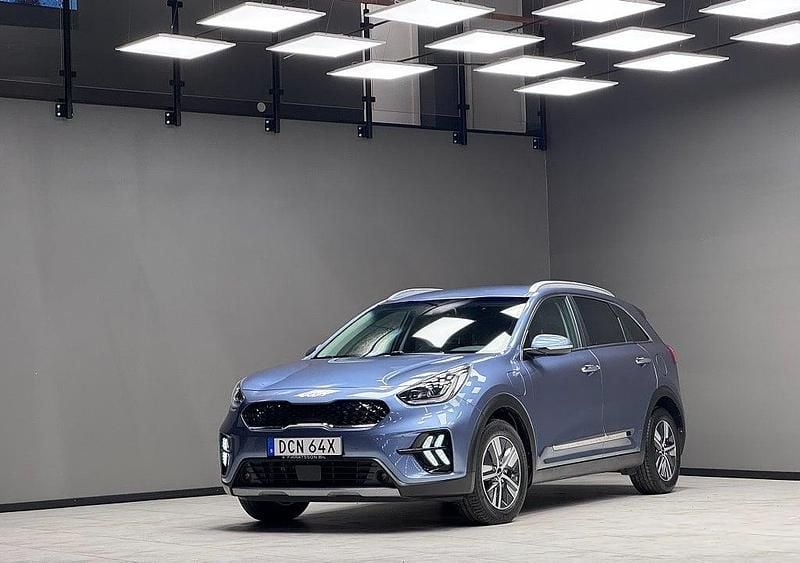 Begagnad Kia Niro Advance 105 HK (77 kW) 2021 Blå SUV