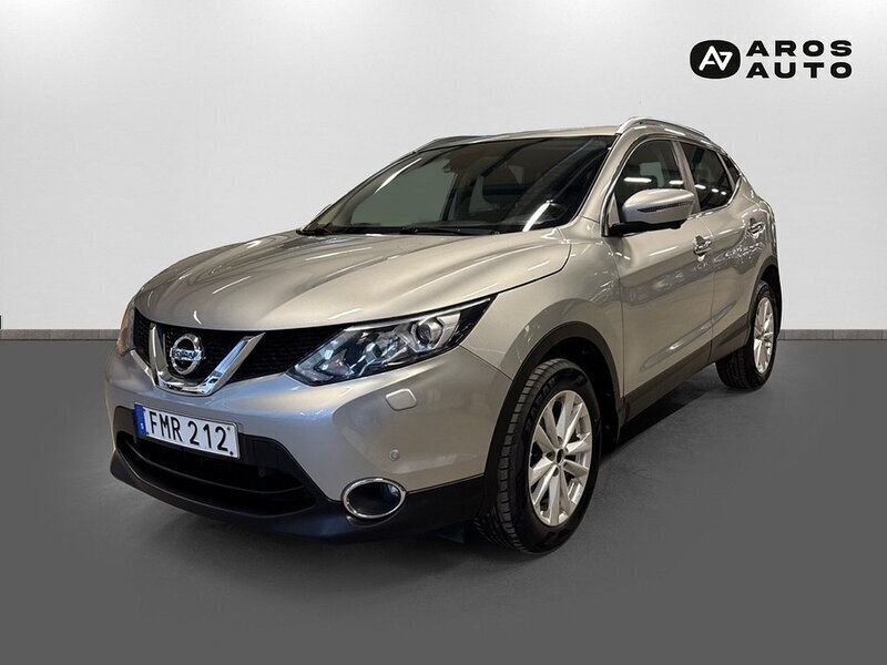 Silver (silvermetallic) Begagnad 2015 Nissan Qashqai N-TEC SUV | 149 900 kr (Lite dyr) - Bild 1/4
