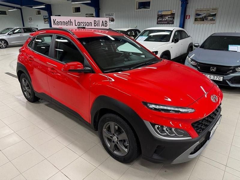 Begagnad Hyundai Kona Essential 120 HK (88 kW) 2022 Röd SUV