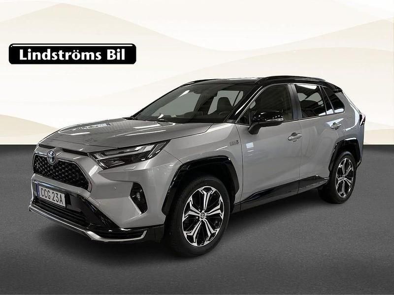 Grå Begagnad 2022 Toyota RAV4 Style SUV | 414 900 kr (Marknadspris) - Bild 1/3