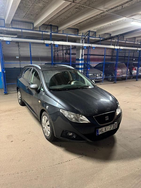 Begagnad Seat Ibiza 105 HK (77 kW) 2011