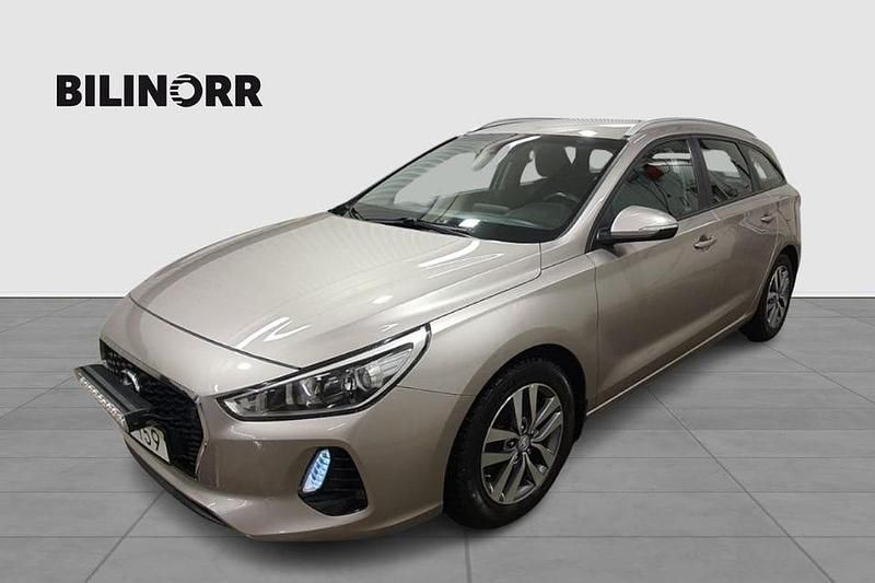 Ljusbrun Begagnad 2018 Hyundai i30 Kombi | 169 900 kr (Marknadspris) - Bild 1/4