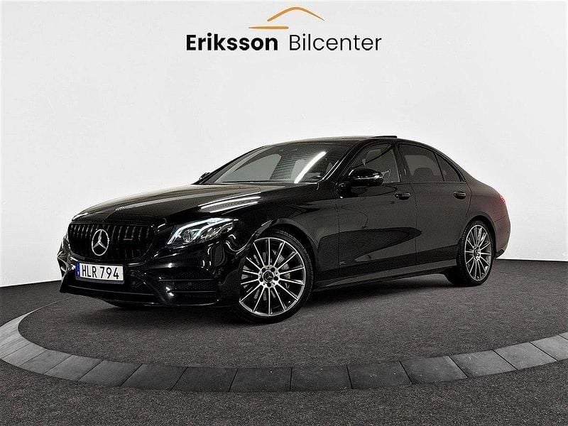 Svart Begagnad 2017 Mercedes E220 AMG Sedan | 289 900 kr (Lite dyr) - Bild 1/4