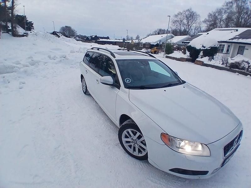 Begagnad Volvo V70 R-Design 2012 Kombi