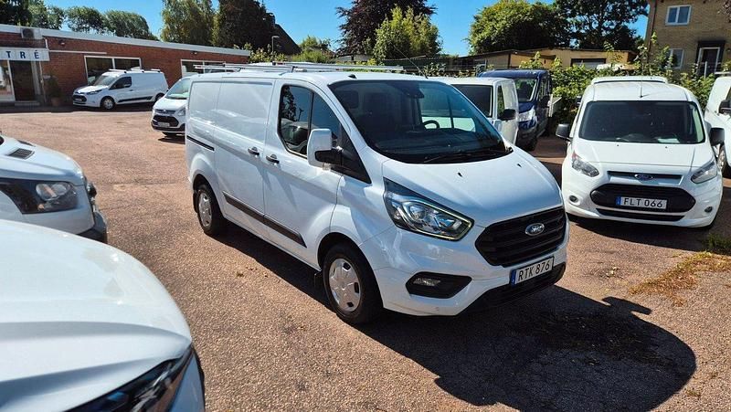 Vit Begagnad 2019 Ford Transit Custom Van | 198 750 kr - Bild 1/4