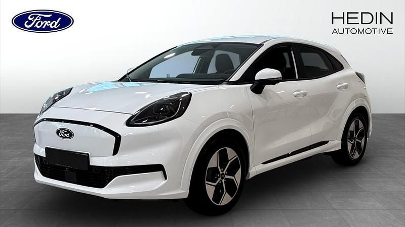 Frozen white Ny 2025 Ford Puma Gen-E SUV | 394 875 kr (Marknadspris) - Bild 1/4