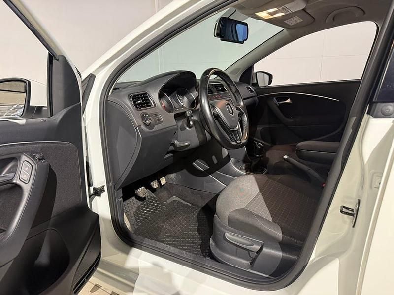 Begagnad VW Polo 90 HK (66 kW) 2017 Vit