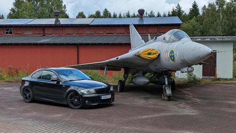 Svart Begagnad 2009 BMW 120 Coupé M Sport Sportkupé | 119 000 kr - Bild 1/4