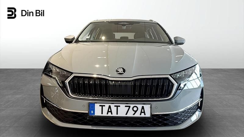 Ny Skoda Octavia 2026 Grå Kombi
