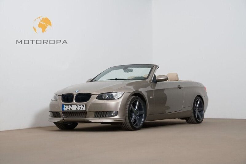 Ljusbrun Begagnad 2007 BMW 335 Cabriolet Comfort Edition Cab | 209 000 kr (Bra pris) - Bild 1/4