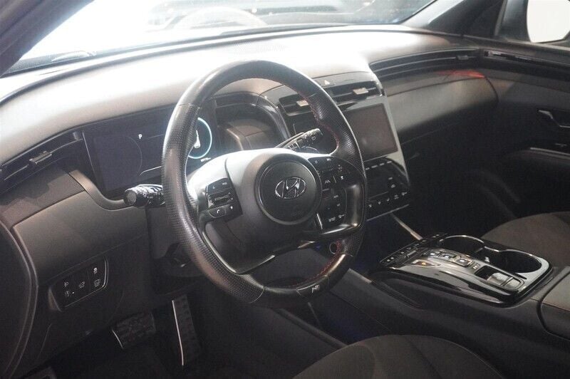 Begagnad Hyundai Tucson Advanced 230 HK (169 kW) 2021 Grå/silver SUV