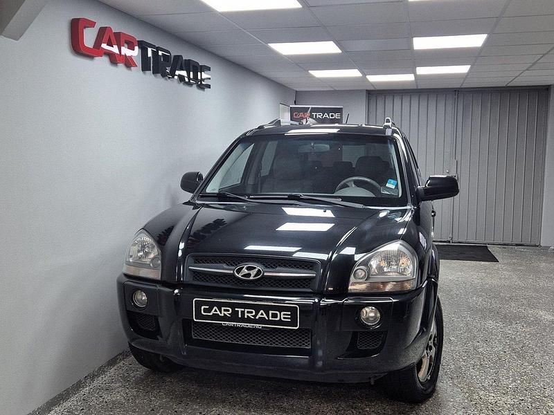 Svart Begagnad 2006 Hyundai Tucson SUV | 54 900 kr (Marknadspris) - Bild 1/4