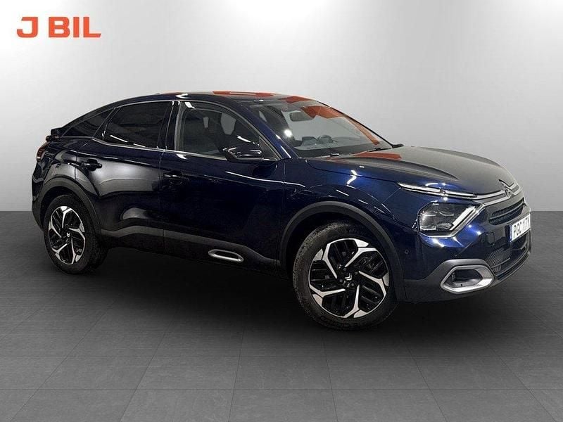 Blå Begagnad 2024 Citroën C4 Shine Halvkombi | 239 900 kr (Marknadspris) - Bild 1/4