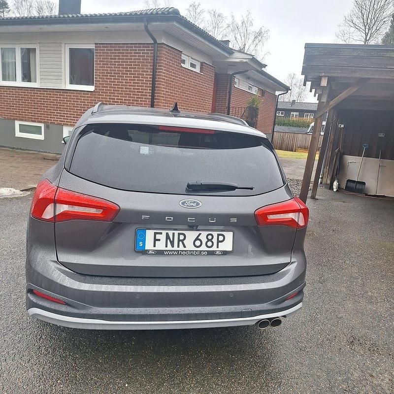 Begagnad Ford Focus Active 125 HK (91 kW) 2019 Kombi