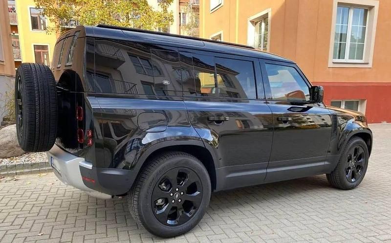 Svart Begagnad 2023 Land Rover Defender S SUV | 849 000 kr - Bild 1/4