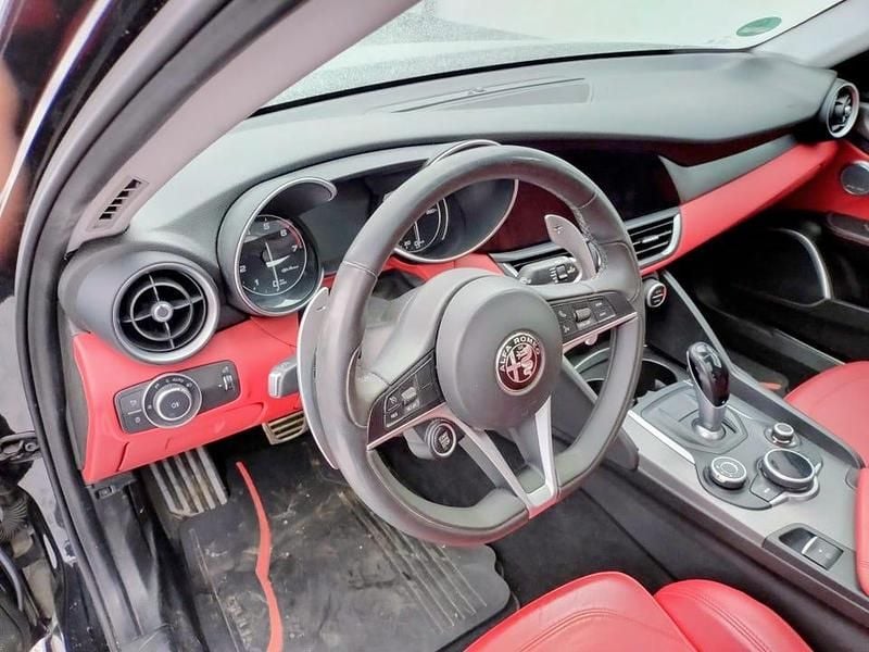 Begagnad Alfa Romeo Giulia Veloce 280 HK (205 kW) 2017 Sedan