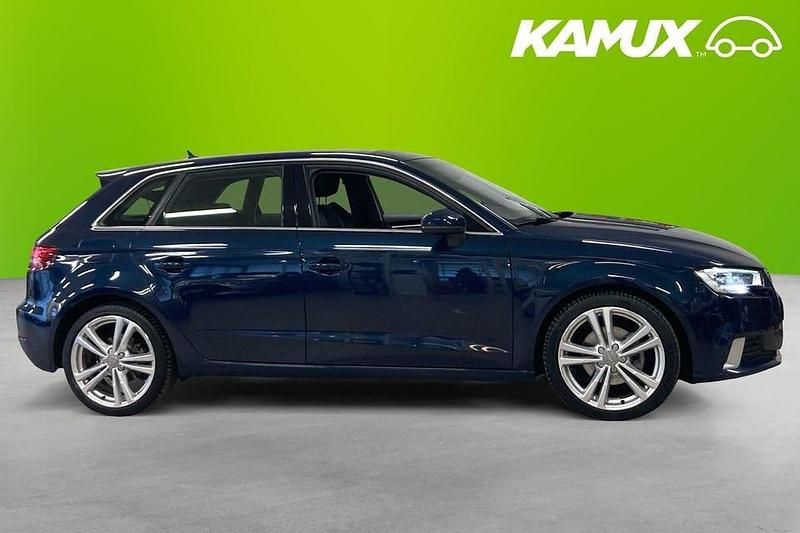 Begagnad Audi A3 150 HK (110 kW) 2020 Blå Sedan