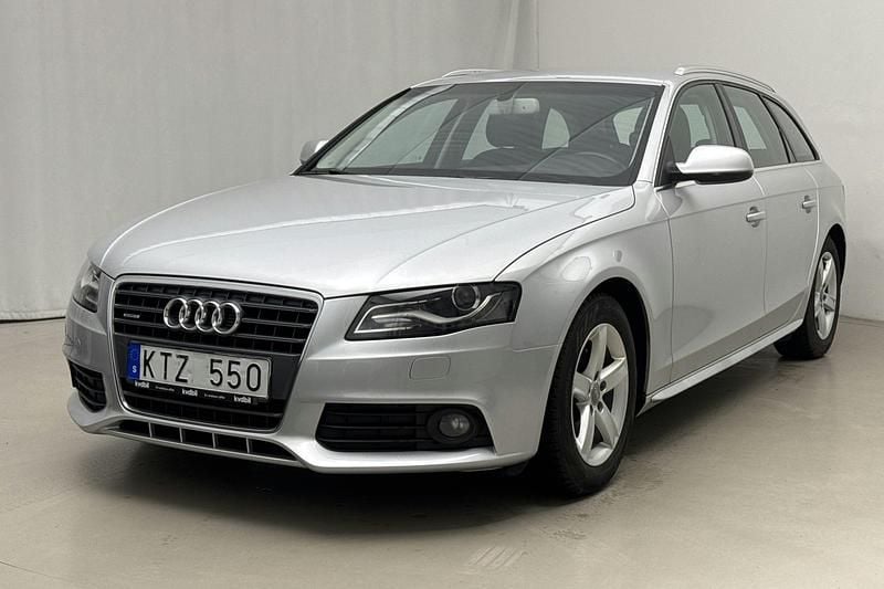 Silver Begagnad 2011 Audi A4 Proline Kombi | 96 000 kr (Marknadspris) - Bild 1/4