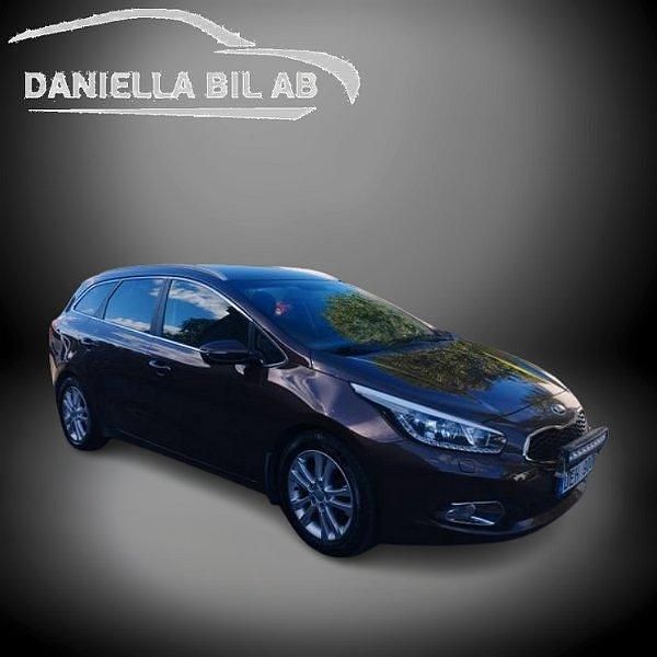 Brun Begagnad 2012 Kia Ceed Sportswagon Comfort Kombi | 64 999 kr (Marknadspris) - Bild 1/4