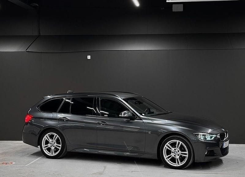 Begagnad BMW 320 M Sport 190 HK (139 kW) 2019 Grå metallic