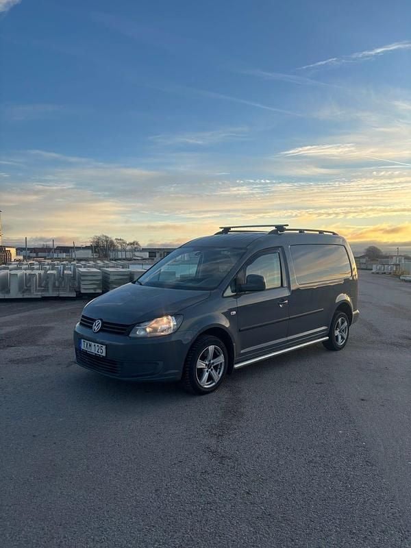Begagnad 2011 VW Caddy Maxi Minibuss | 57 000 kr (Marknadspris) - Bild 1/4