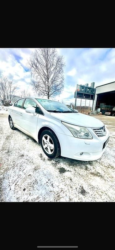 Begagnad Toyota Avensis Multidrive S 147 HK (108 kW) 2011 Sedan