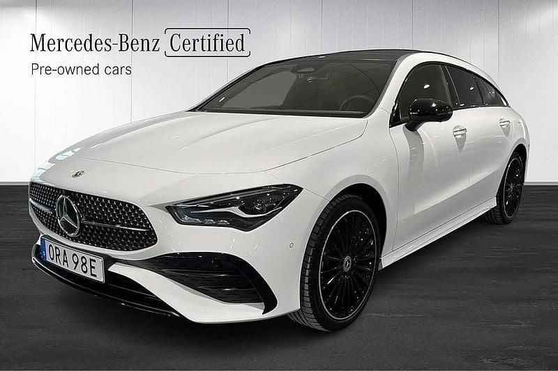 Begagnad Mercedes CLA250e Shooting Brake AMG line 163 HK (119 kW) 2025 Vit Kombi