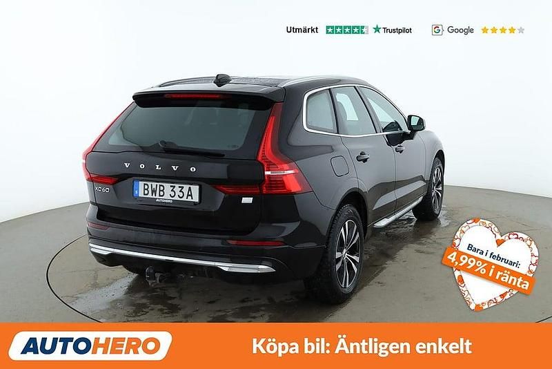 Begagnad Volvo XC60 Plus 398 HK (292 kW) 2022 Svart SUV