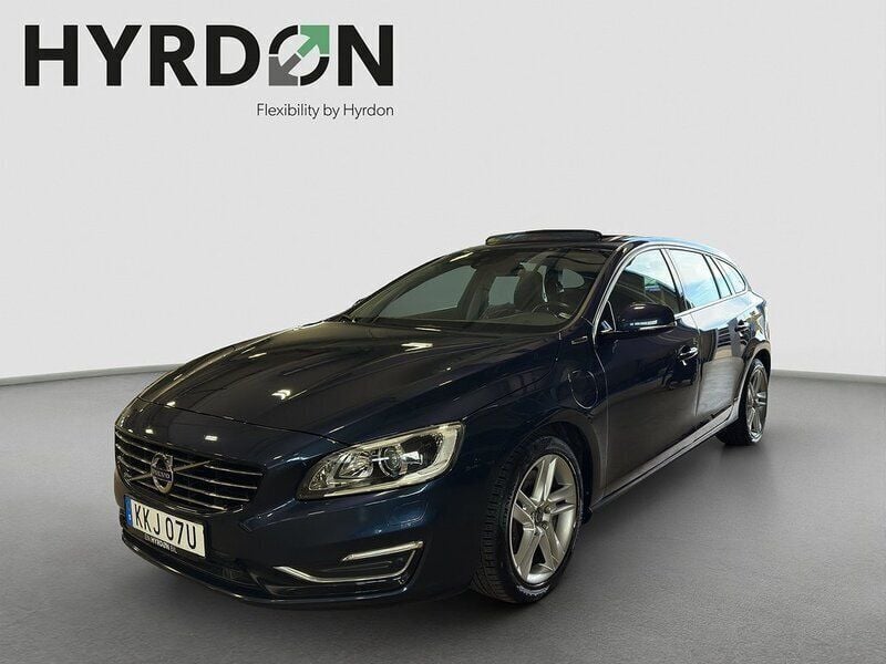 Mörkblå Begagnad 2013 Volvo V60 Summum Kombi | 159 000 kr (Bra pris) - Bild 1/4