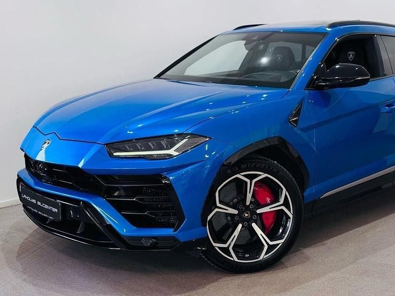 Begagnad Lamborghini Urus 650 HK (478 kW) 2019 Blå SUV