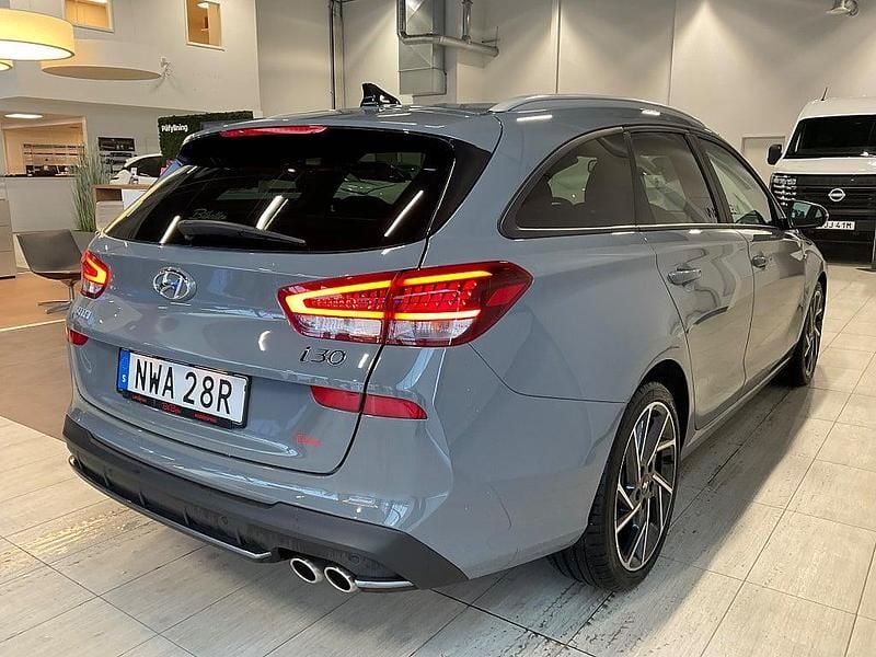Begagnad Hyundai i30 N Line 161 HK (118 kW) 2022 Grå Kombi