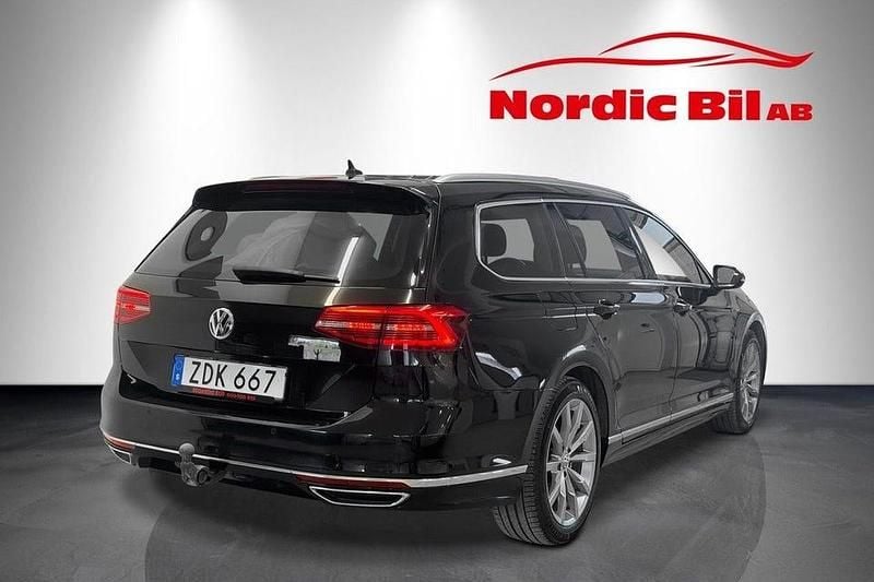 Begagnad VW Passat GT 190 HK (139 kW) 2018 Svart Kombi