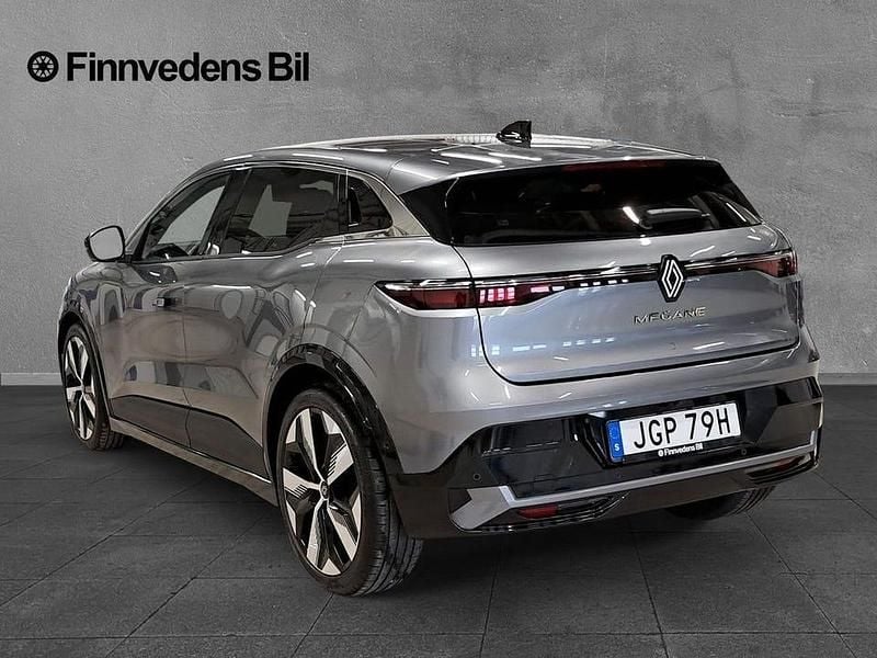Begagnad Renault Mégane IV Techno 97 kW (132 HK) 2023 Grå Halvkombi