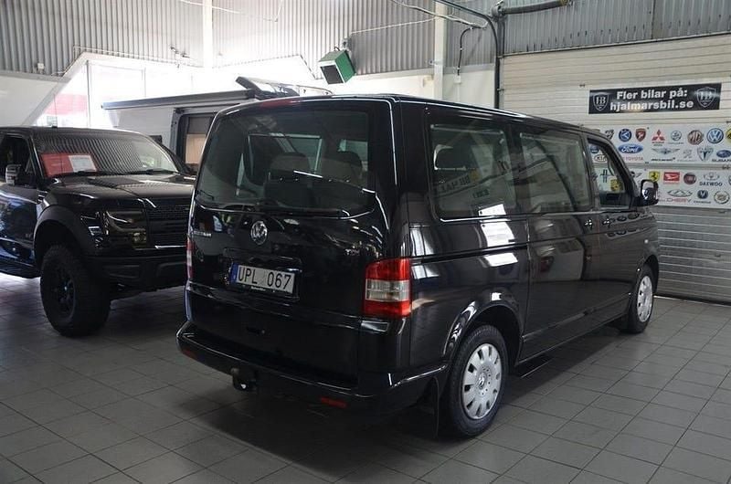 Begagnad VW Multivan 131 HK (96 kW) 2003 Svart Van